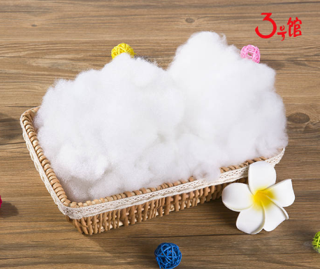 什么是cotton<a href=http://m.hamlethical.com/ target='_blank'>面料</a>？cotton面料有什么特點(diǎn)？